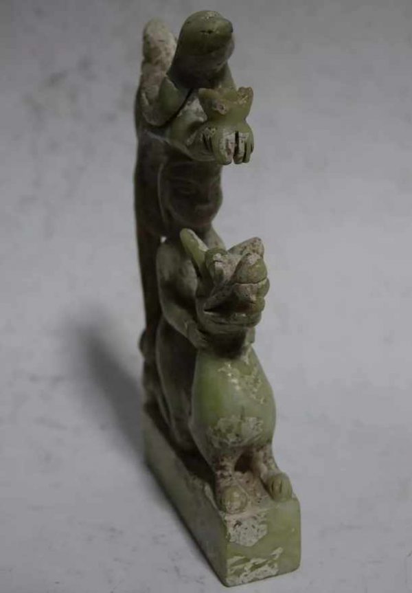 FIGURA CHINA DE JADE DE LA DINASTIA MING - Imagen 3